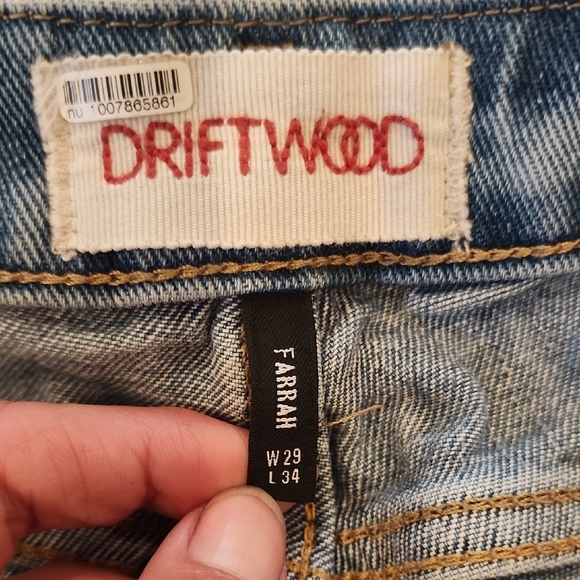 Floral Embroidered Light Blue Jeans - Picture 3 of 4